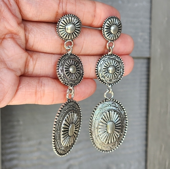 Medallion Gypsy Earrings Silver Bohemian Metal Tribal Ethnic Vintage Style - Picture 2 of 4